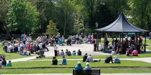 Free local live music this summer - Bands in the Parks (Leicester) & Music in the Mead (Hinckley)